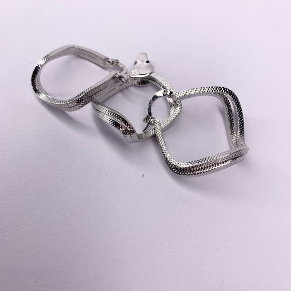 Silver Earrings and Pendant Jewelry Set Long Lasting - Picture 2 of 4